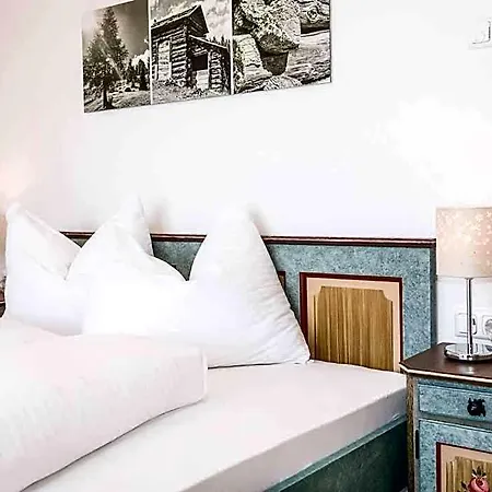 Der Brueckenwirt Hotel Sankt Oswald (Tyrol)