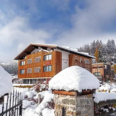Der Brueckenwirt Hotel Sankt Oswald (Tyrol)